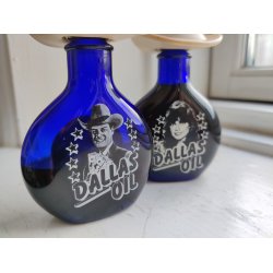 Dallas Oil: JR Ewing og Sue Ellen miniatureflasker 1982