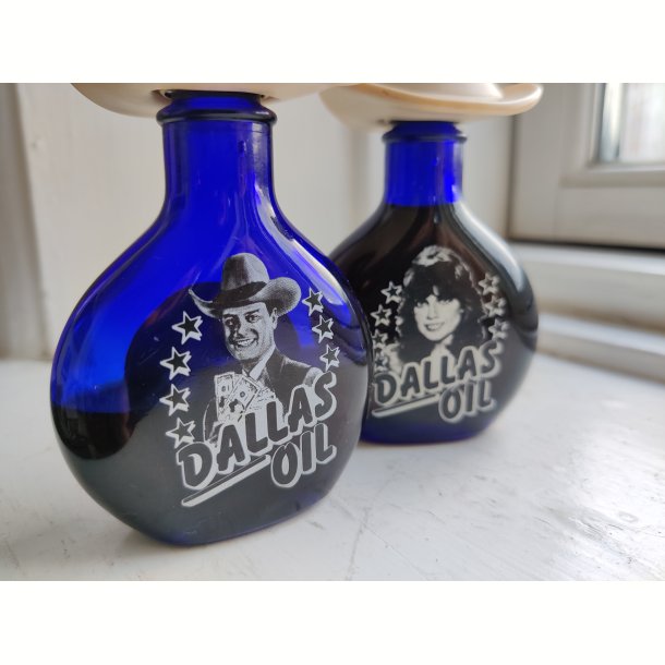 Dallas Oil: JR Ewing og Sue Ellen miniatureflasker 1982