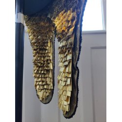 Kostumejakke med guld og pailetter