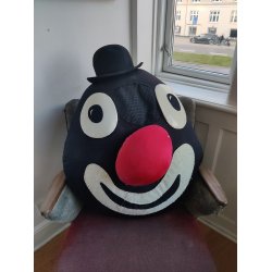 Rekvisithoved / k�mpe maske fra Cykelmyggen �stre Gasv�rk