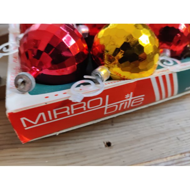 Vintage julekugler i plast, 18 stk disko guld/r�d