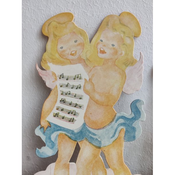 To store engle fra 1940'erne i karton