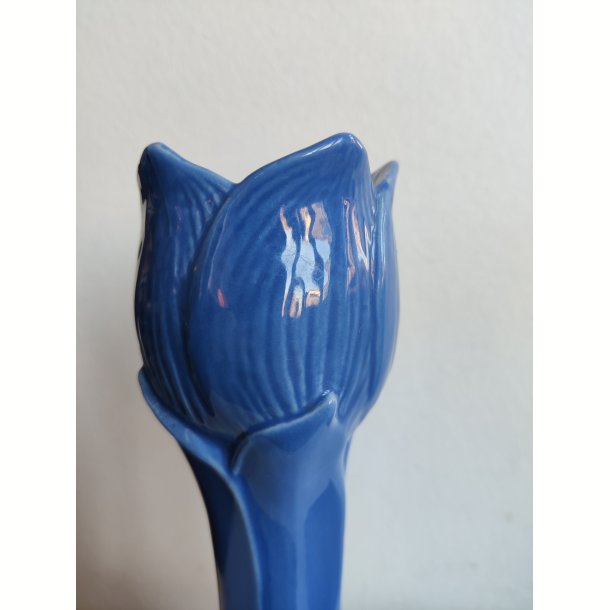 Smuk lysebl� tulipanvase fra S�dahl