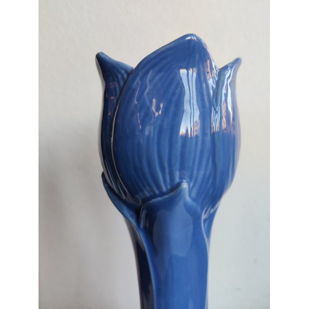 Smuk lysebl� tulipanvase fra S�dahl
