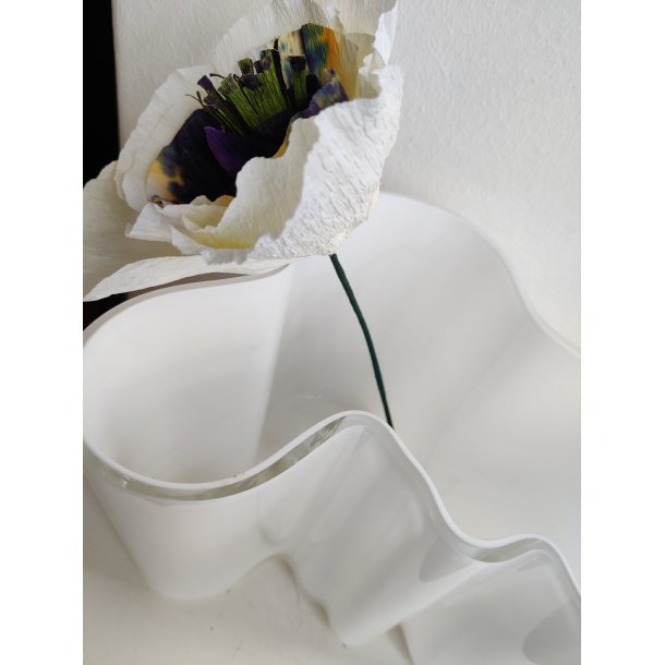 Alvar Aalto hvid opal vase 16 cm