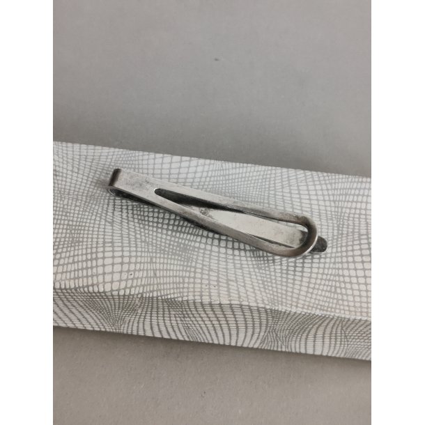 Vintage s�lv-slipsen�l med bogstavet K