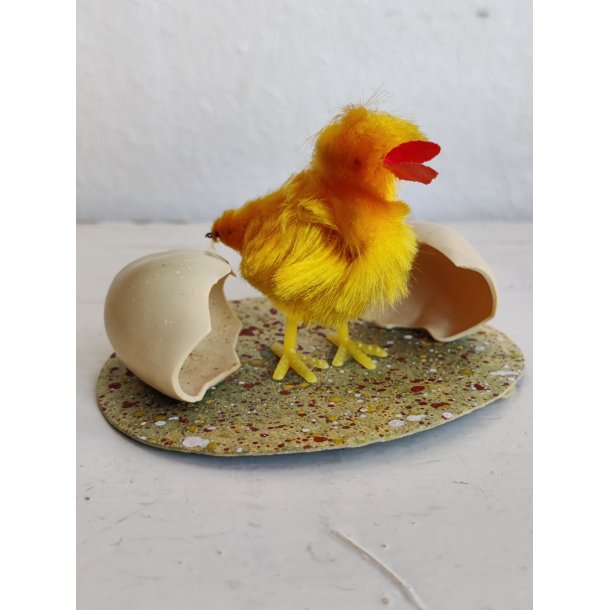 Chenille p�skekylling med �ggeskaller