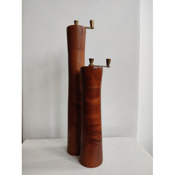 Salt- og peberkv�rn, s�t i teak fra 1960'erne