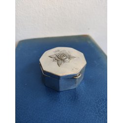 Sekskantet s�lv�ske med rose (tot�rnet)