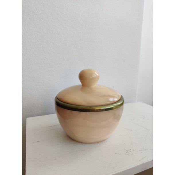 Alabast l�gkrukke med messingkant, 1930erne