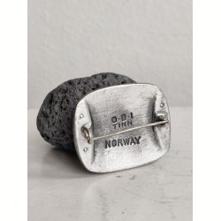 Norsk tin broche, sk�nvirkestil