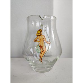 Glaskande med yndig bueskytte