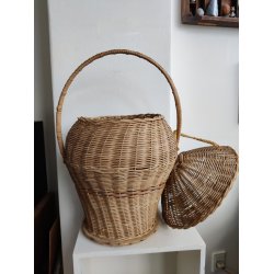 Flettet strikkekurv med l�g