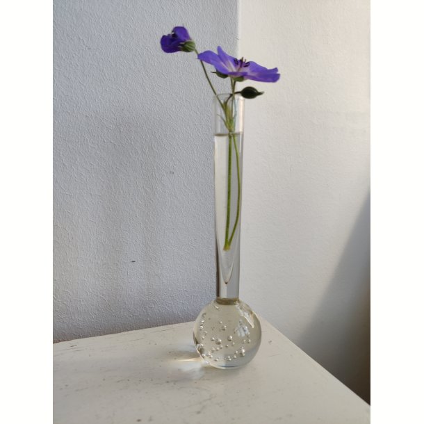 Lille orkid�vase i klart glas