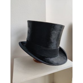 Høj hat, 56 cm