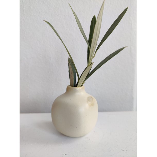 Miniature vase, svensk keramik