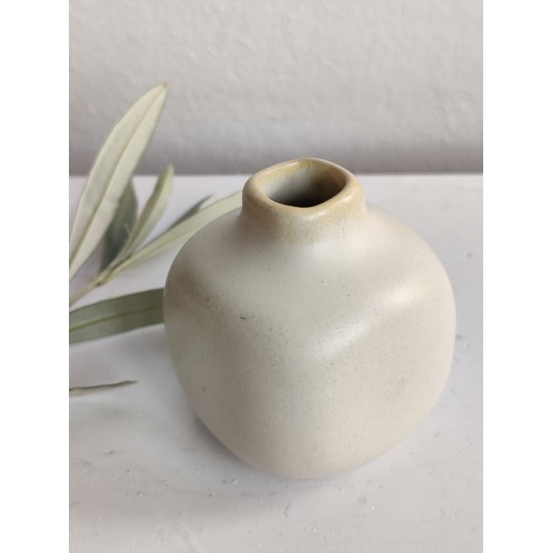 Miniature vase, svensk keramik