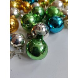 32 sm� blandede vintage julekugler