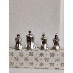 4 gamle s�lvklokker til juletr�et