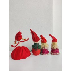 Forskellige gamle nissepiger, 4 stk