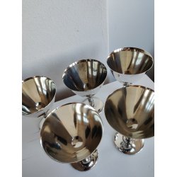 5 fors�lvede glas til portvin, rom el. lign.