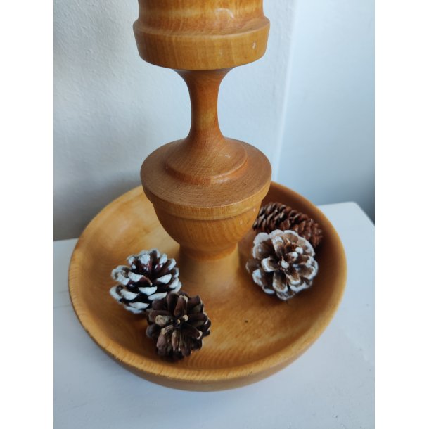 K�mpe svensk tr�stage til bloklys eller kalenderlys