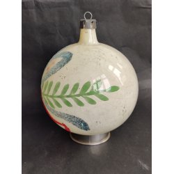 Hvid med r�de klokker. Stor h�ndmalet vintage julekugle