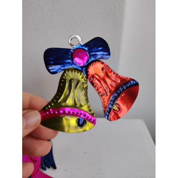 Engel og klokker, mexikansk metal julepynt