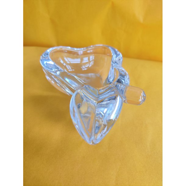 L�kker tung glassk�l i p�reform