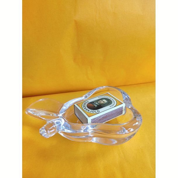 L�kker tung glassk�l i p�reform