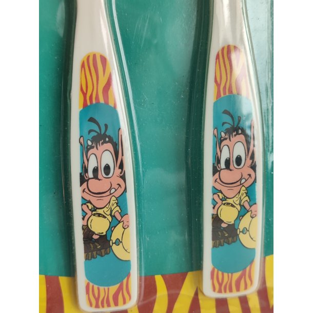 Sk�rmtrolden Hugo b�rnebestik i org. emballage