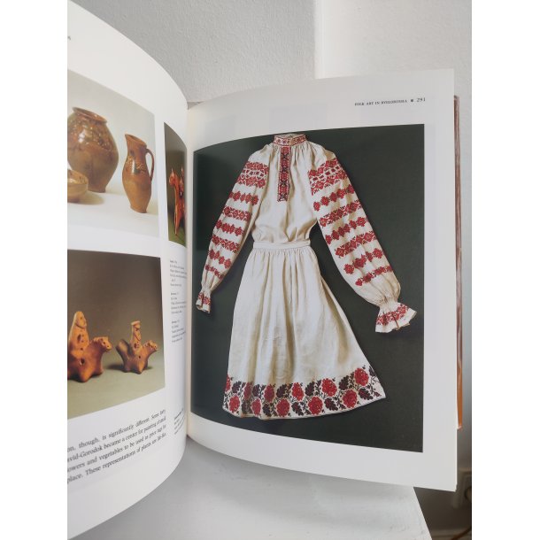 Folk Art in the Soviet Union, 1989