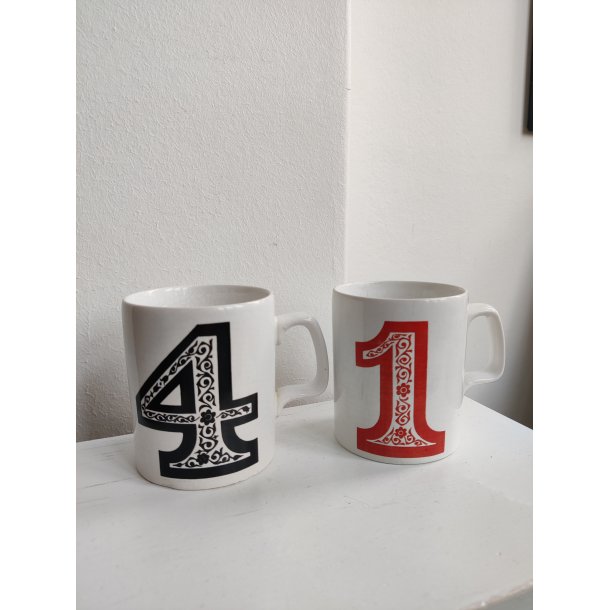 Retro nummer-krus 1 og 4, Staffordshire England