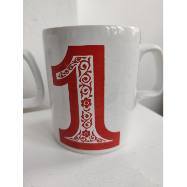 Retro nummer-krus 1 og 4, Staffordshire England