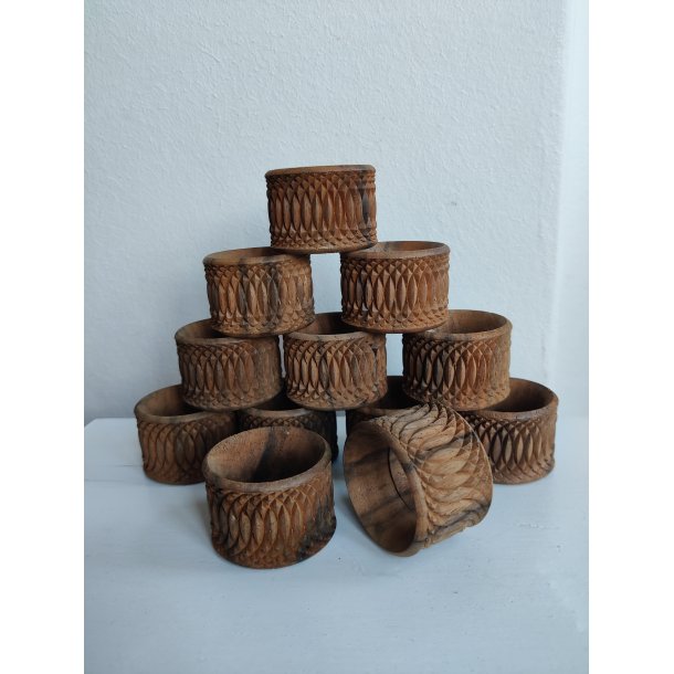 12 udsk�rne vintage servietringe i tr�