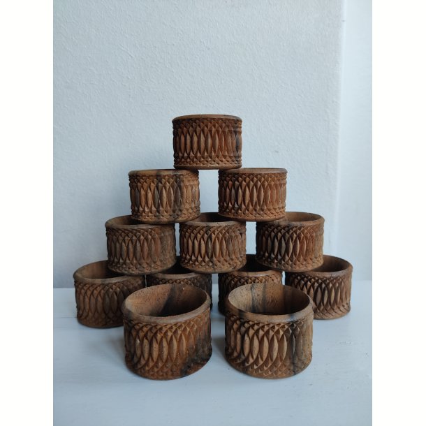 12 udsk�rne vintage servietringe i tr�