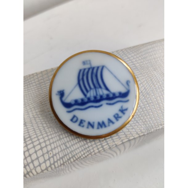 Porcel�nsbroche vikingeskib, Denmark. B&G 1978