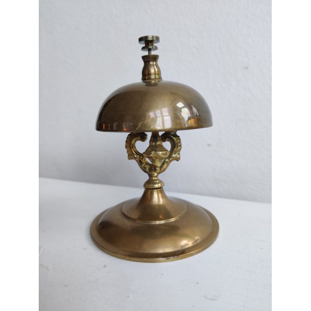 H�j hotelklokke i messing