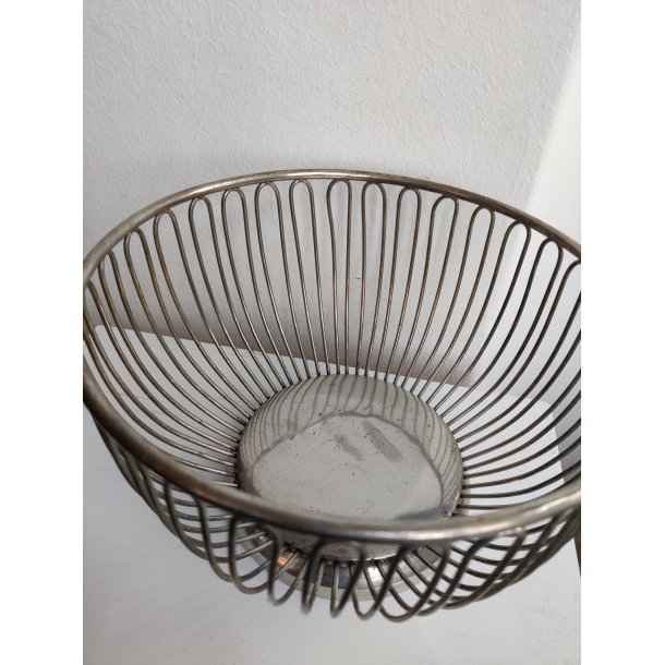 Flot vintage metalkurv til frugt eller br�d