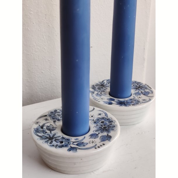 To porcel�nsstager med bl� blomster, PLA Denmark