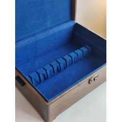 Smuk gammel opbevaringskasse til s�lvt�j