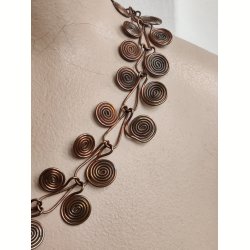 Vintage spiralhalsk�de, kobbertr�d