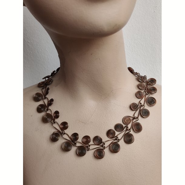 Vintage spiralhalsk�de, kobbertr�d