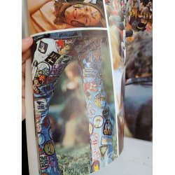 Tomorrow's people, fotobog om hippier og festivaler