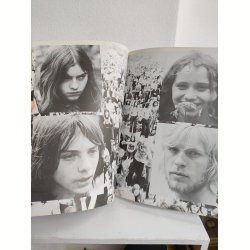 Tomorrow's people, fotobog om hippier og festivaler