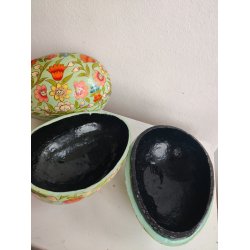 2 smukke p�ske�g i lakeret papmache