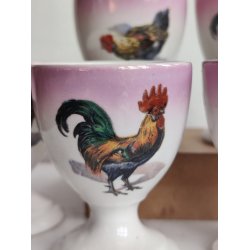 6 lyser�de �ggeb�gre med h�ns og haner