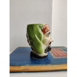 Pirat med papeg�je, vintage fajancekop 