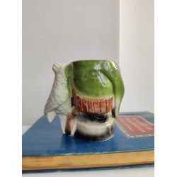 Pirat med papeg�je, vintage fajancekop 