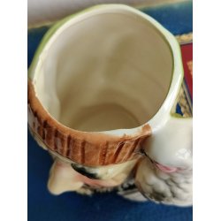 Pirat med papeg�je, vintage fajancekop 